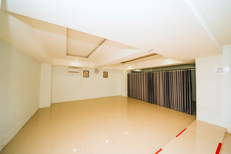 Public Area 2, Tamansari Mahogany Apartment by RM Mahogany, Karawang
