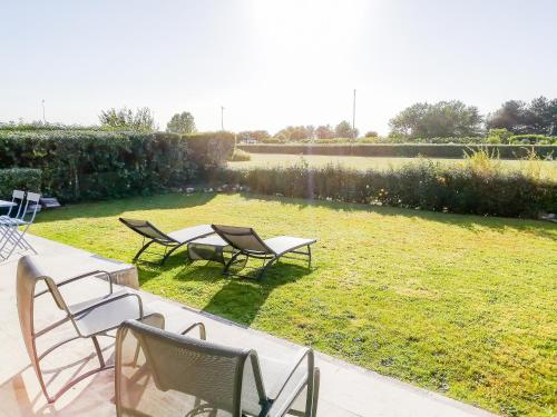 Deauville - front de mer - appartement en rez-de-jardin pour 5 personnes, Calvados