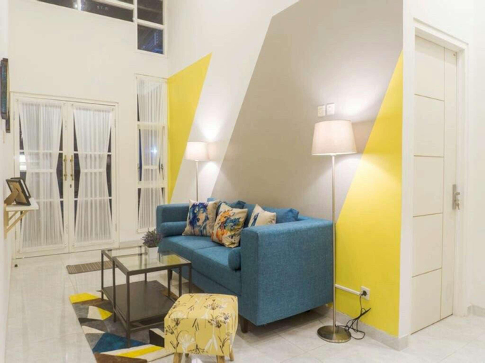 VILLA ALVA 2bedroom depan JATIM PARK 2 pas, Malang