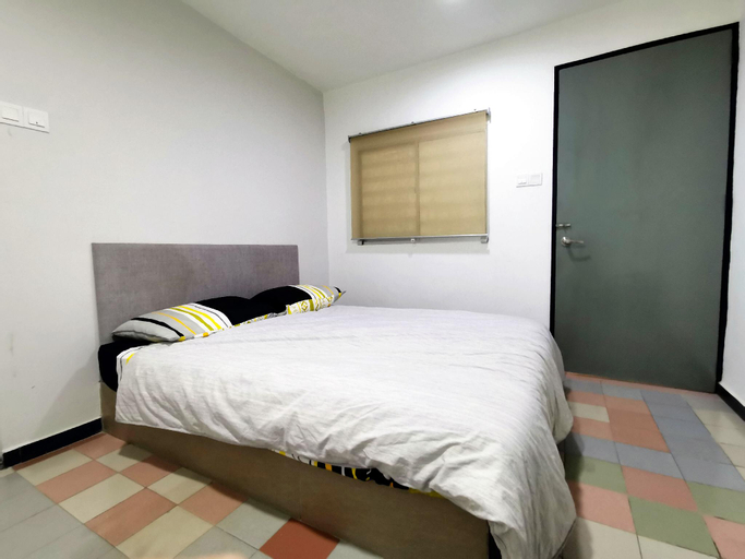 Private Bedroom I 05 Perindustrian Lukut Indah, Port Dickson