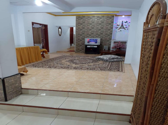 Bedroom 2, Three bedroom in a cozy home @ Pondok Ciremai , Majalengka