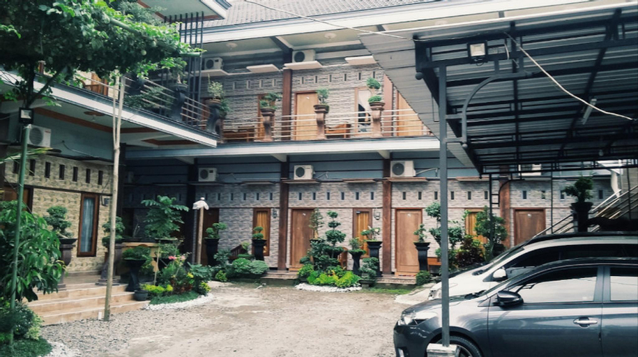 Single Bed Cheap Room @ Blitar, Blitar