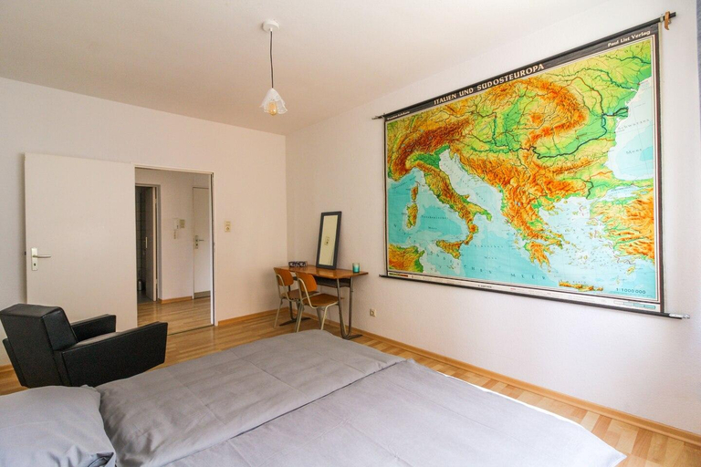 Others 5, Central-Station Apartment, Karlsruhe