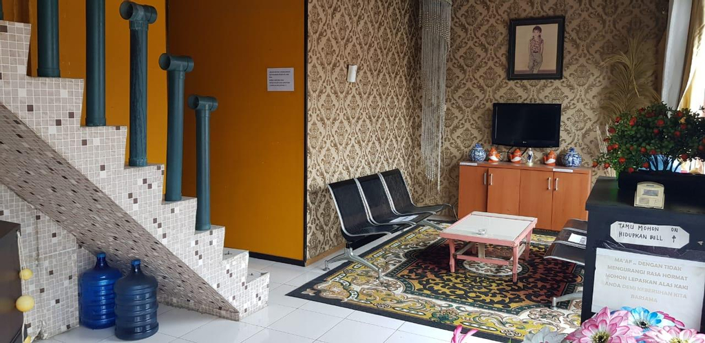 Cheap Room (MEN ONLY) @ Homestay 50k, Pekanbaru