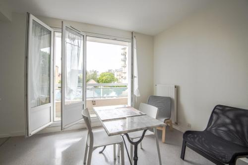 Beautiful F1 bis in the heights of Tours #private parking, Indre-et-Loire