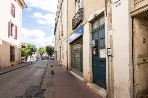 L'ESCALE TOPDESTINATION-BOURG, Ain