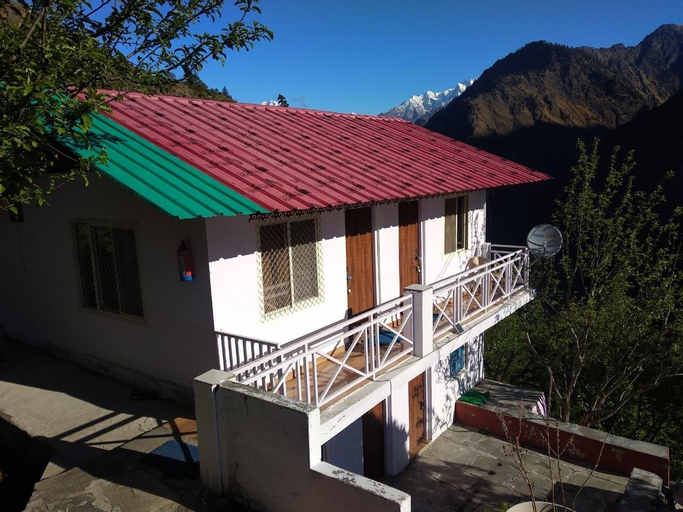 Humble stays in Joshimath - Snowy area! Room 6, Chamoli