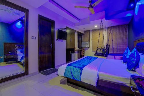 Staybook - ShivDev International New Delhi, West