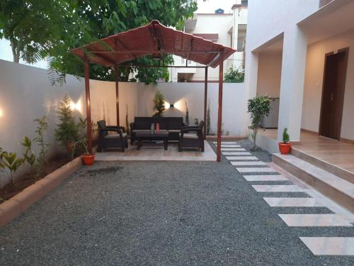Sunshine Homestay, Gir Somnath