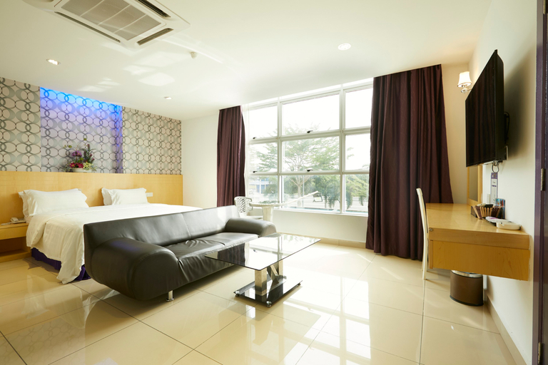 Bedroom 2, East Sun Hotel Sekinchan, Sabak Bernam