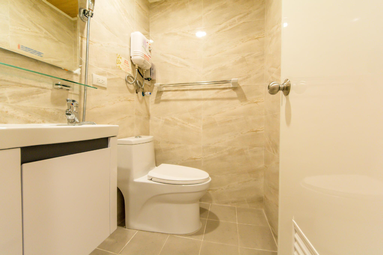 Bedroom 2, JJ Quad room W01 , Taichung