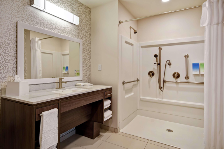 Bedroom 4, Home2 Suites By Hilton Lagrange, Troup