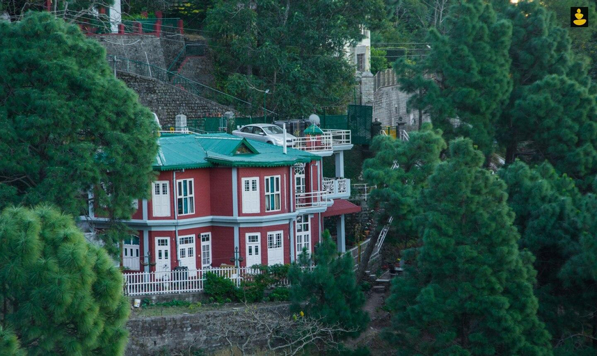 LivingStone 2BHK Villa Entire Place | Kasauli Hill, Solan