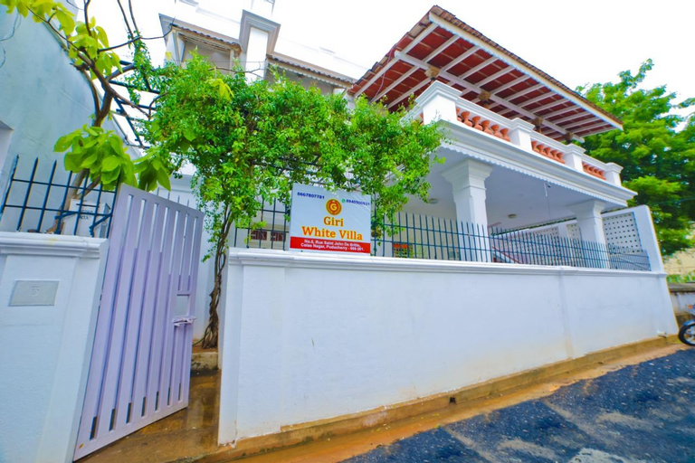 Giri's Villa, Puducherry