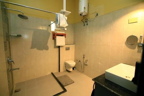 Bathroom, Grey Cottage Farms - Full Farm House, Mewat