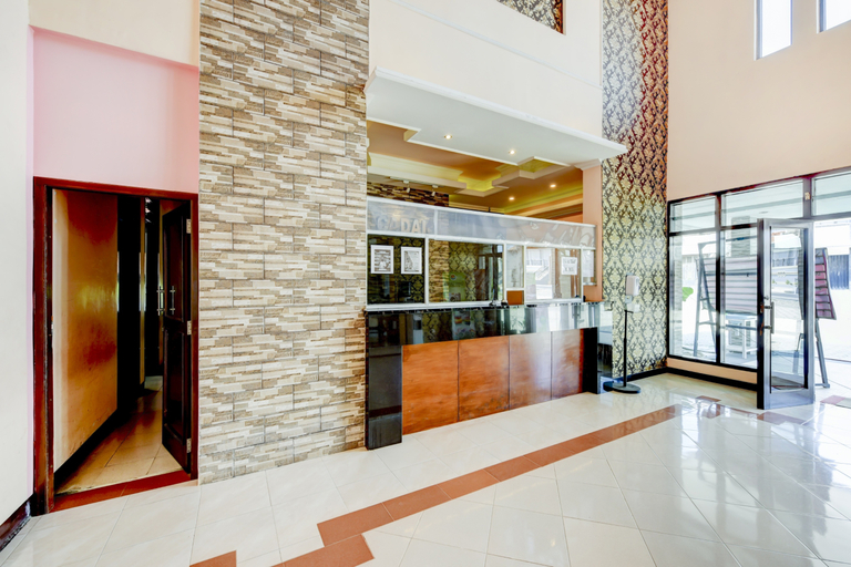 Public Area 2, OYO 90385 Hotel Cadaka, Kebumen