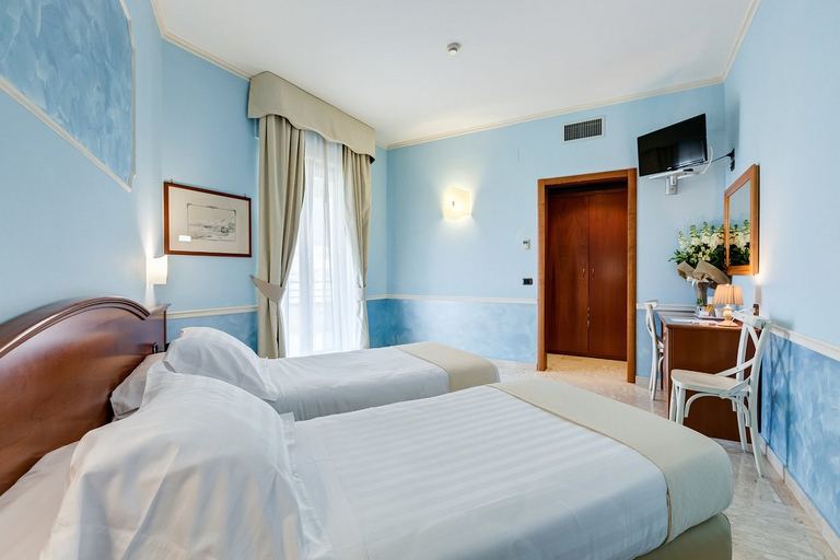 Bedroom 3, Europa Stabia Hotel, Napoli