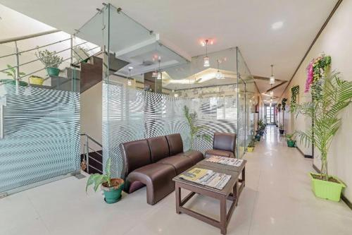 HOTEL WINDCROSS, Panchkula
