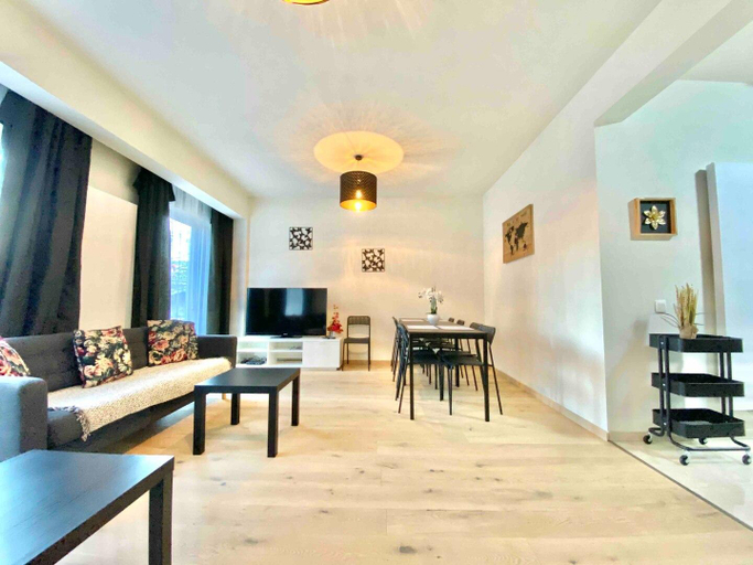 Others 5, Apartments “Brial 1”., Antwerpen