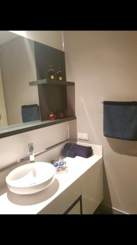 moi1, Basaksehir