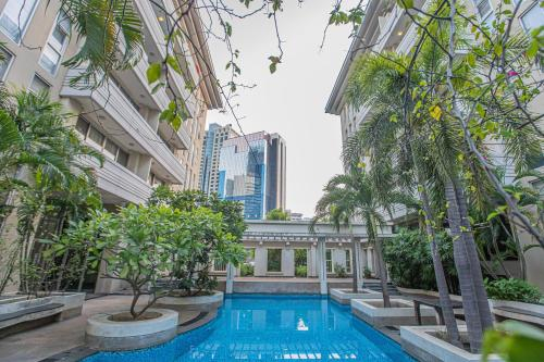 Twin Peaks Residence, The heart of Bangkok by N'Dee, Wattana