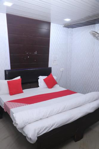 PARK VIEW HOTEL, Lakhimpur Kheri