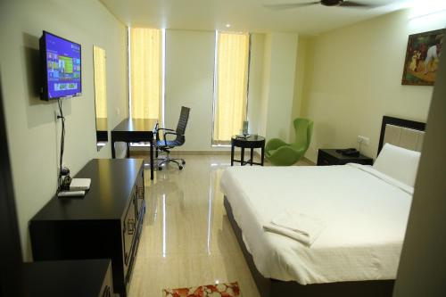 HOTEL SREE VEDA INN, Karimnagar