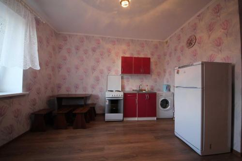 Others 3, Apartment on Stofato 12a, Minusinskiy rayon