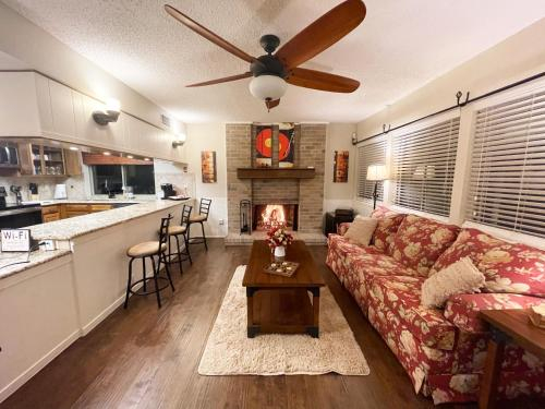 Cozy Paradise with Hot Tub, Game Room & King Beds!, Collin