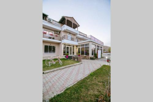 Anesis Residence, Korçës