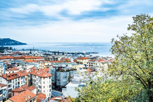 Borgo Antico, Imperia