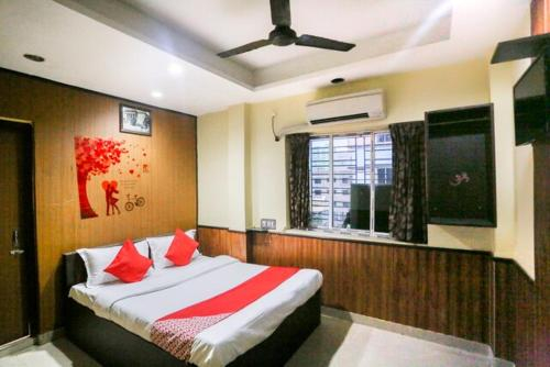 The Blue Sapphire, North 24 Parganas