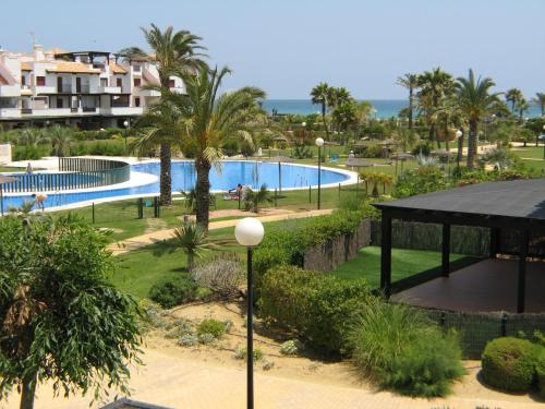 Apartamento VenAVera Playa Jardines de Nuevo Vera I3-1D Primera Linea WIFI, Almería