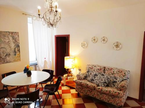 House Stefania, Genova