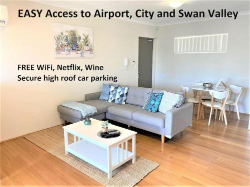 Great Value Close to Airport and Shops Free Wifi Netflix Wine, Bassendean