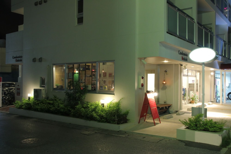 Public Area 3, Condominio Makishi, Naha