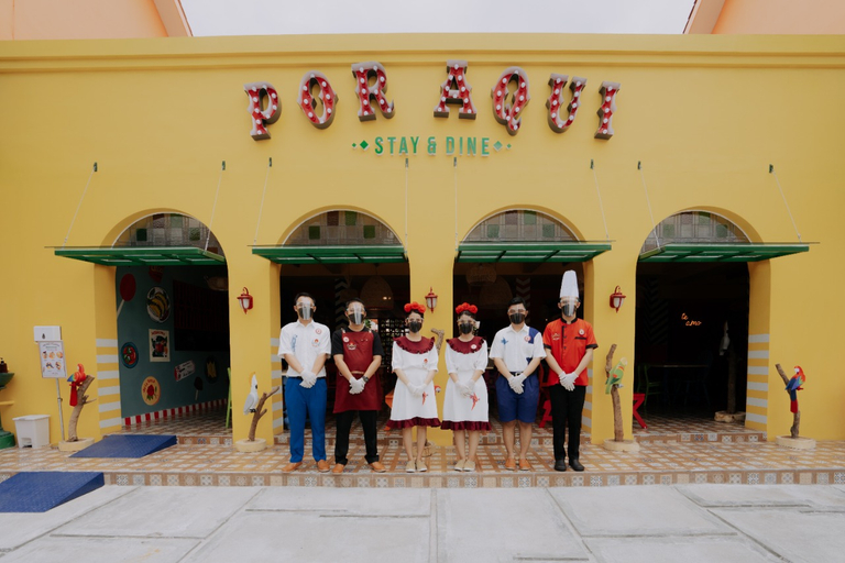 Por Aqui Stay & Dine - Exterior & Views