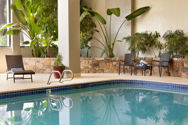 Sport & Beauty 3, Embassy Suites by Hilton Oklahoma City Will Rogers, Oklahoma