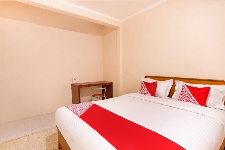 Bed, Hotel O Lansano Residence Syariah, Padang