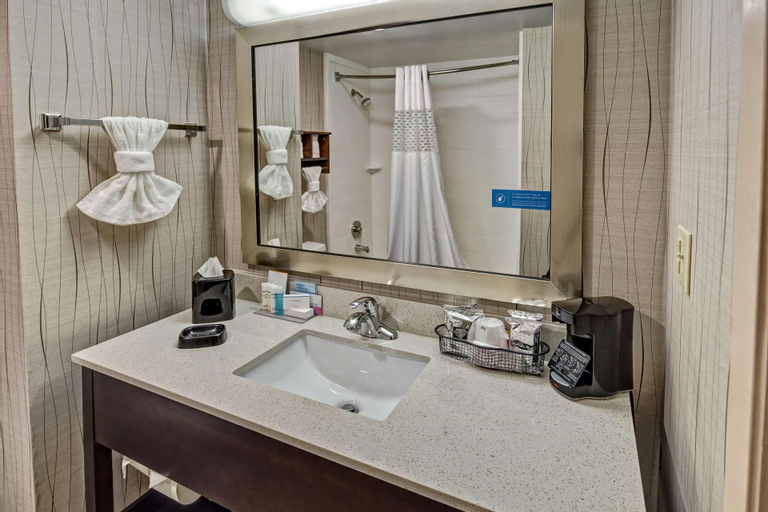Bathroom 4