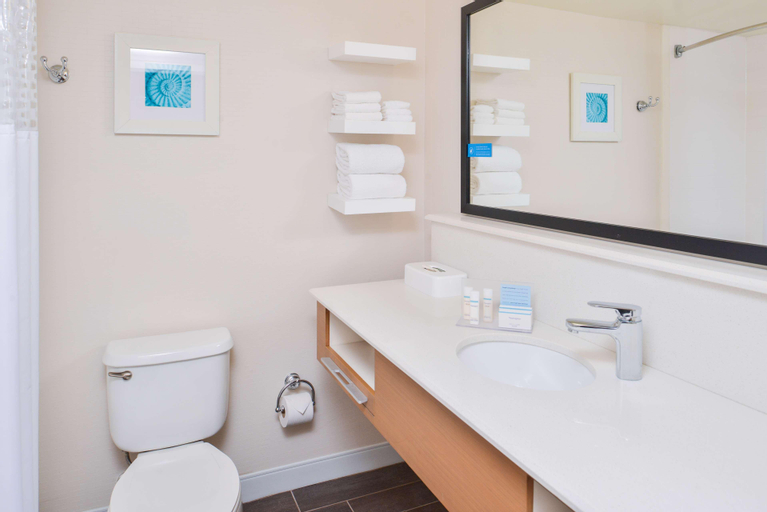 Bathroom 4