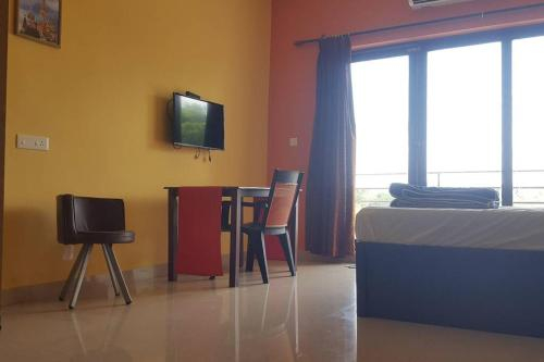 Auroville Purple Studio Apartment, Viluppuram