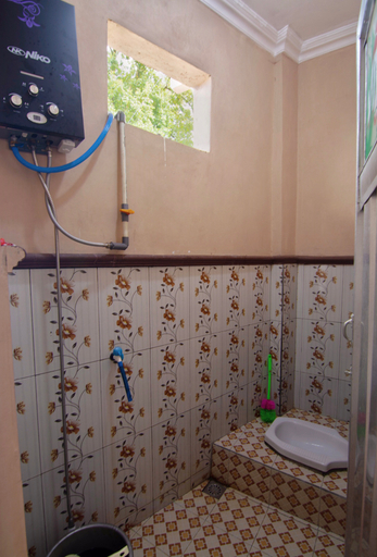 Bathroom, Homestay Embun Pagi, Wonosobo