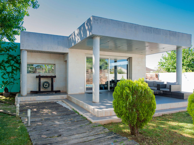 Others 3, Villa Zoe , Baleares
