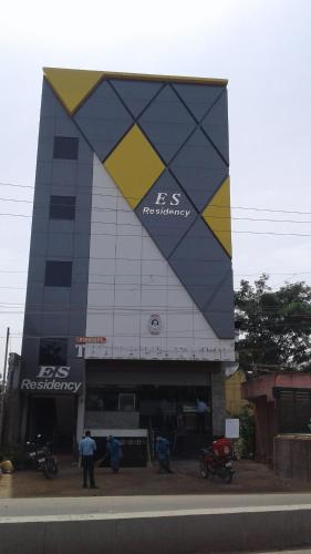 E S Residency, Theni