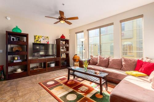 Entire Private Townhome, Maricopa