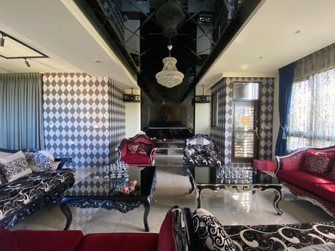 Public Area 4, Queen Fashion Hall, Yilan