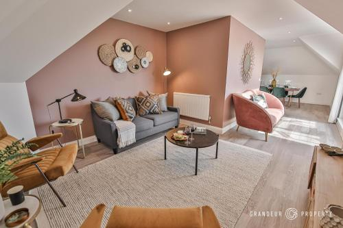 Lux Penthouse close to beach, Parking, Balcony, Bournemouth