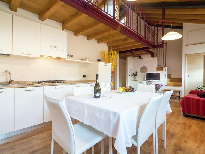 Adorable Apartment in Miane by the Lake, Treviso