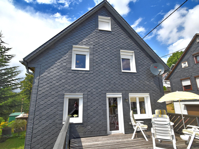 Quaint Holiday Home in Thuringia  with Terrace., Hildburghausen